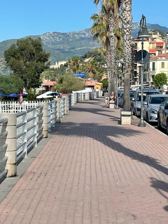 Casa Aiga Marina Apartment Ventimiglia Bagian luar foto