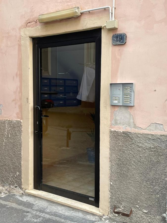 Casa Aiga Marina Apartment Ventimiglia Bagian luar foto